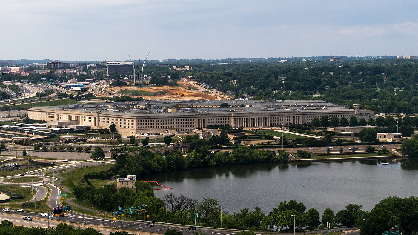 Advisory Board Members Sue Pentagon Over Stars and Stripes Censorship Claims