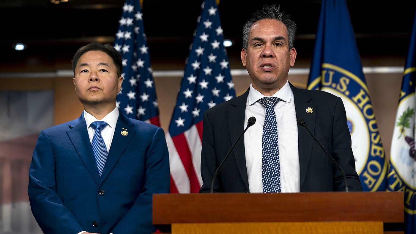 Aguilar Leads Democrats in Media Briefing Amid DHS Shutdown, Iran Tensions
