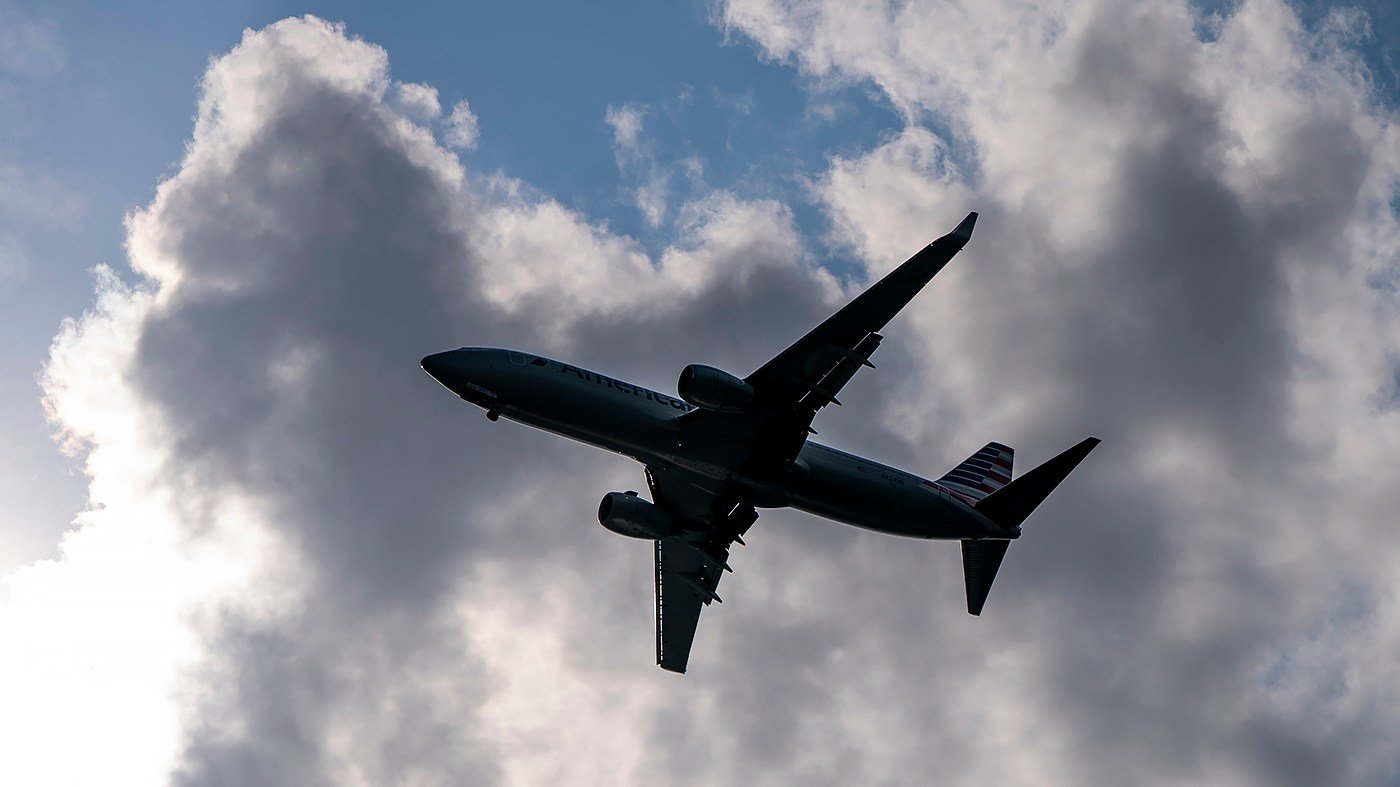 Airlines Press CDC to Relax Ebola Screening Rules for Travelers