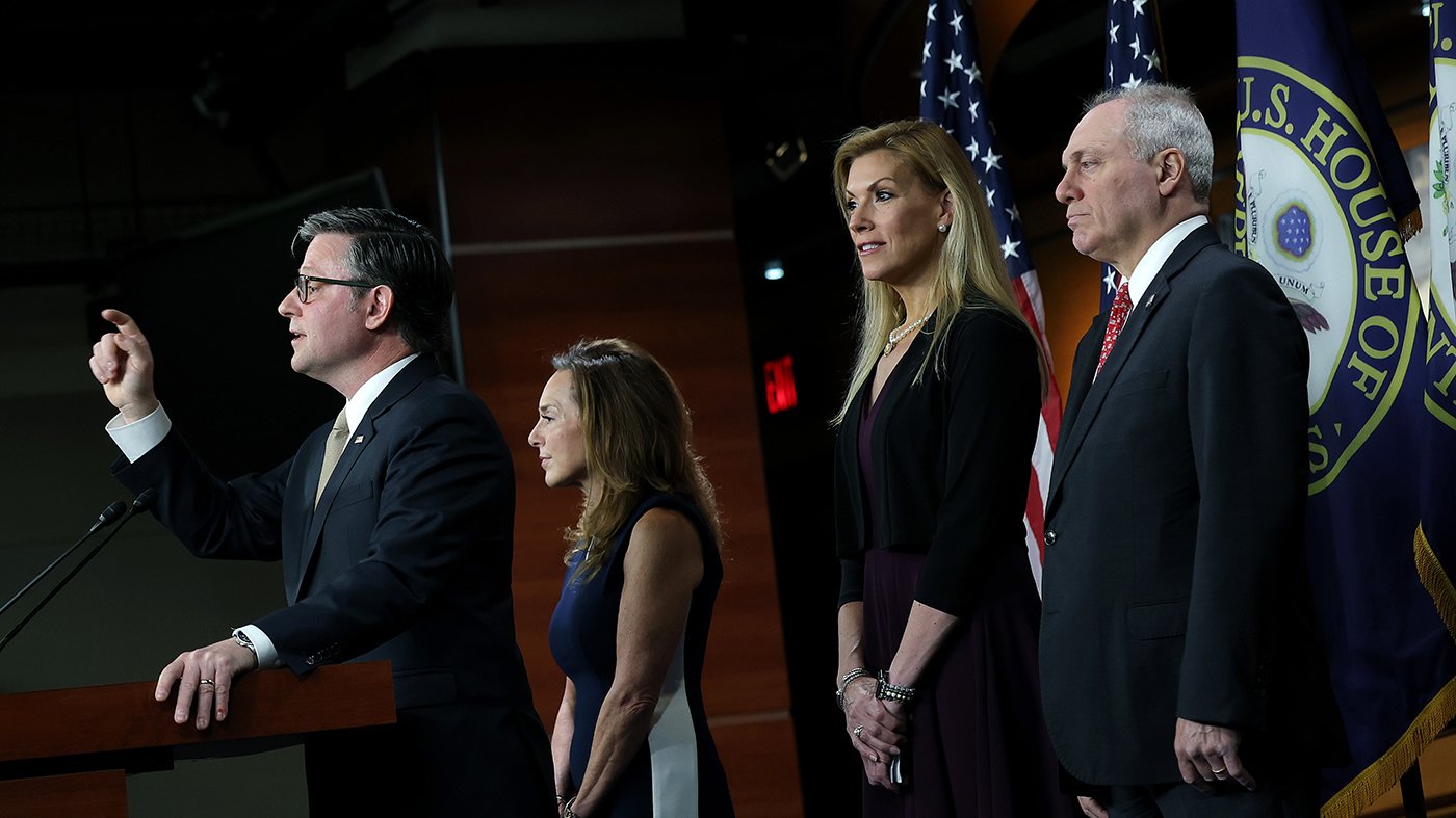 Anti-Abortion Activists Fume as Planned Parenthood Defunding Snubbed in GOP's Latest Reconciliation Bill