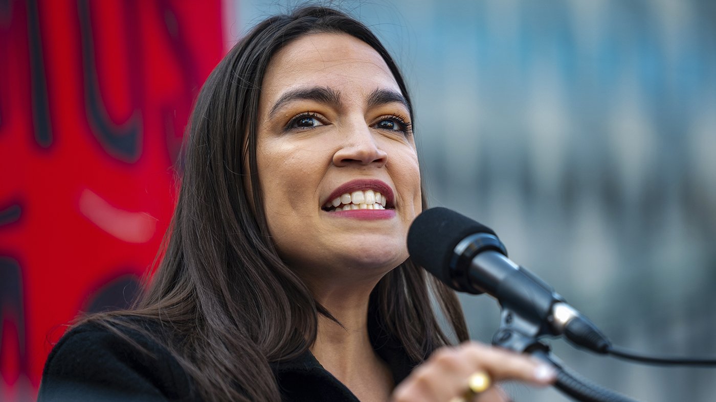 AOC’s Endorsement Caution Risks Alienating Progressive Base She Needs for 2028
