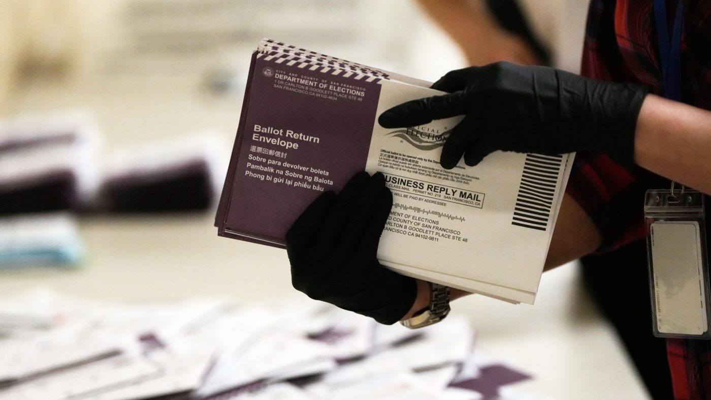 Appeals Court Narrows Ruling Against Trump USPS Mail-In Ballot Policy