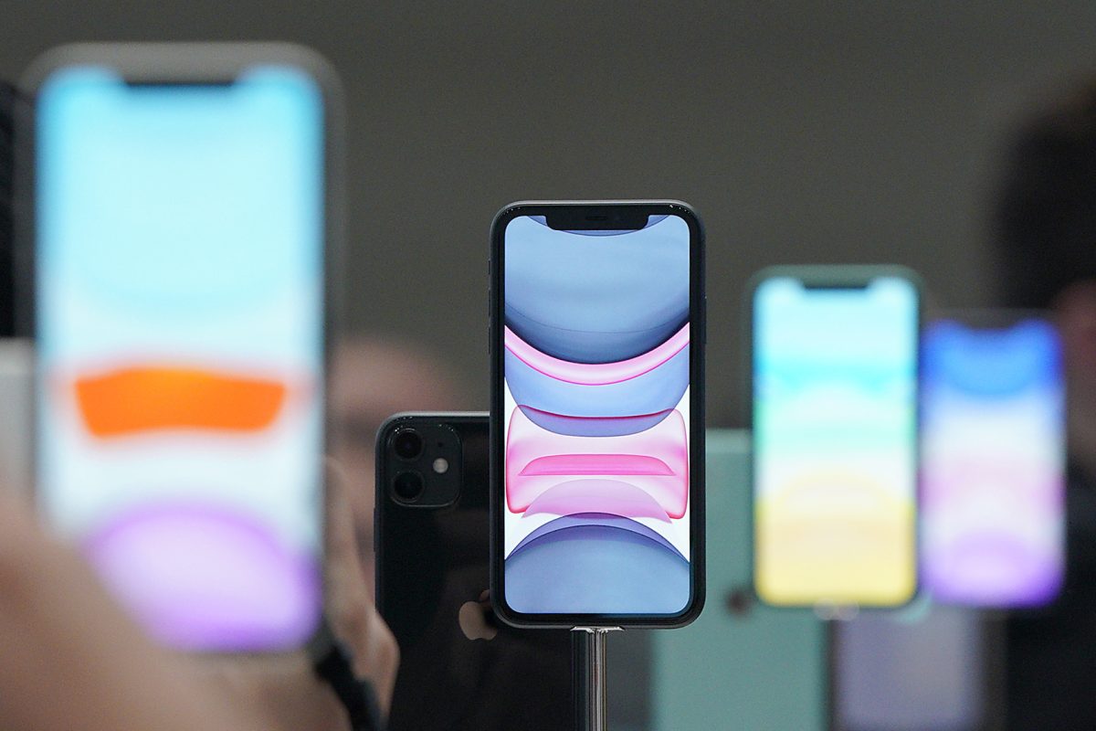 Apple's iOS 27 to Leave Older iPhones Behind—Check Your Device's Status