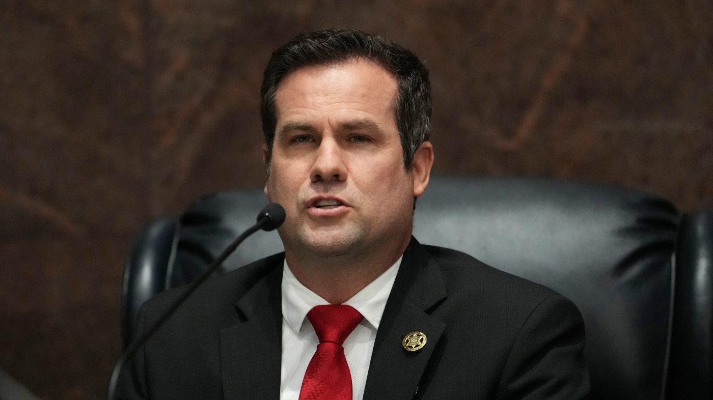Arizona Senate President Petersen Wins GOP AG Nod, Takes Aim at Mayes