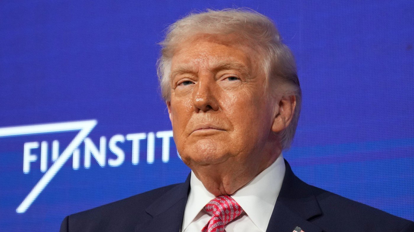 At Saudi Forum, Trump Claims Victory Over Iran, Signals Cuba as Potential Target