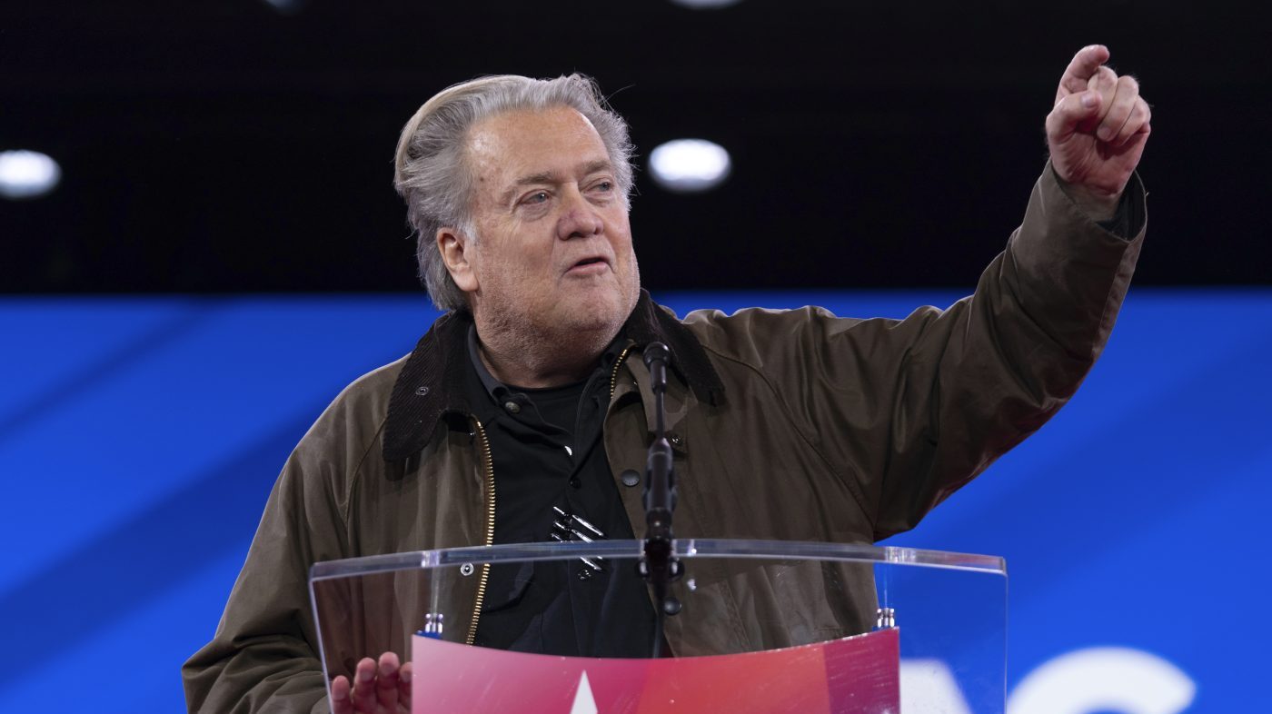 Bannon Backs Anthropic in Pentagon AI Standoff, Calls Autonomous Weapons 'Too Dangerous'