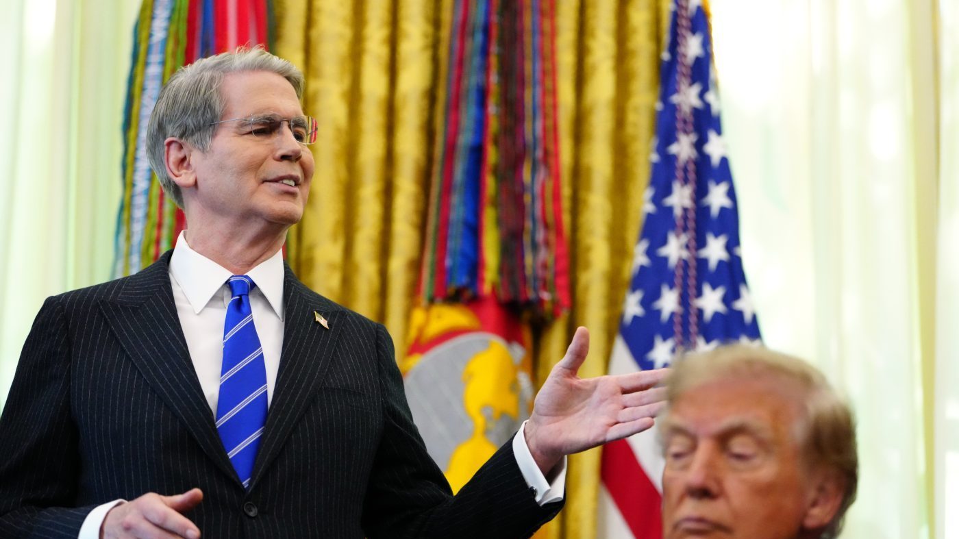 Bessent Hits Back at WSJ Over Report on Treasury Turmoil