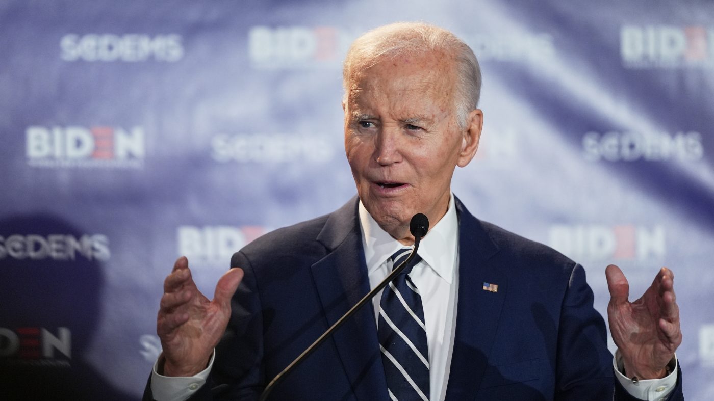 Biden Reflects on Legacy, Personal Loss at Syracuse Portrait Unveiling