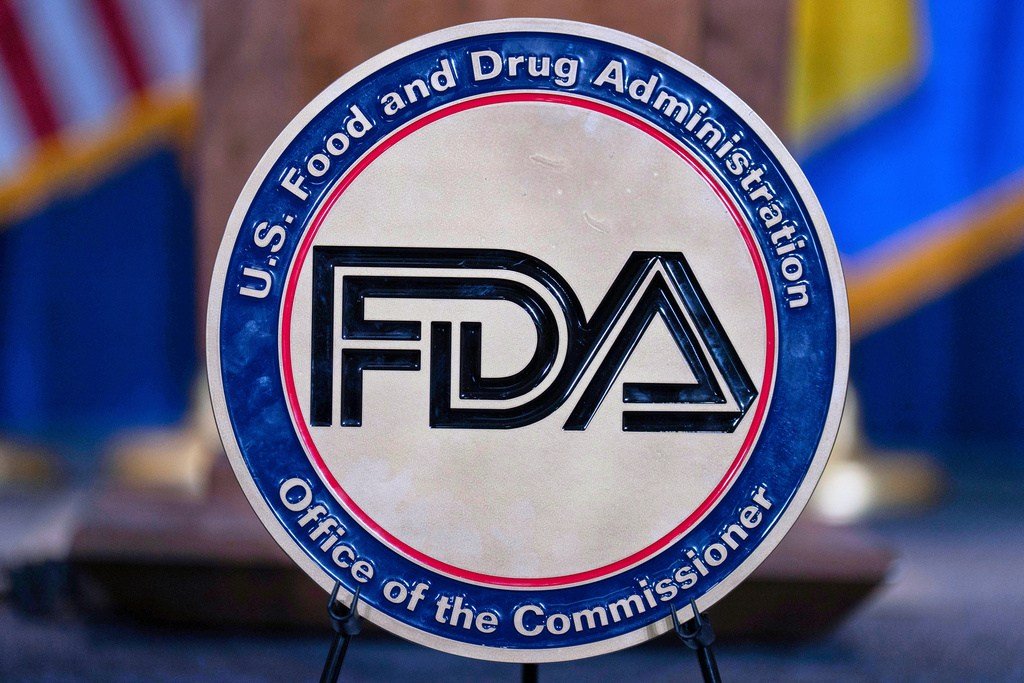 Bipartisan bill targets costly biologics rule to cut drug prices