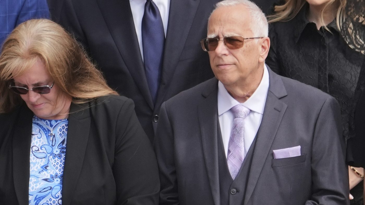 Bomb Threat Targets Pope Leo XIV's Brother's Home Following Trump's Political Endorsement