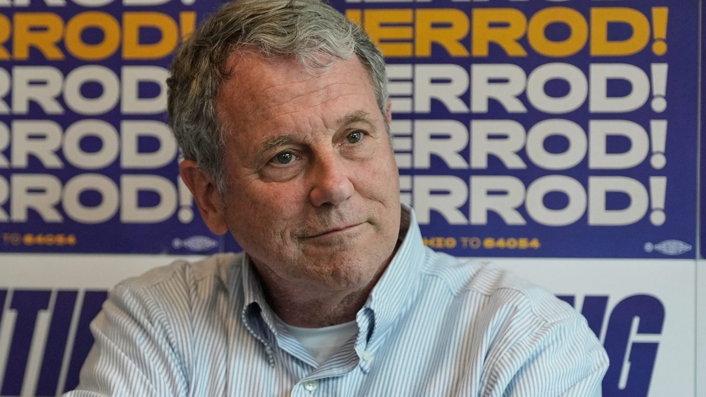 Brown Rules Out Impeachment Push if Democrats Retake Congress