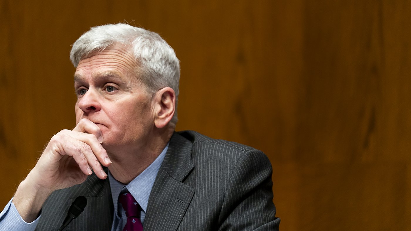 Cassidy Confronts Kennedy on Measles Preparedness, Abortion Pill Rules in Tense Hearing