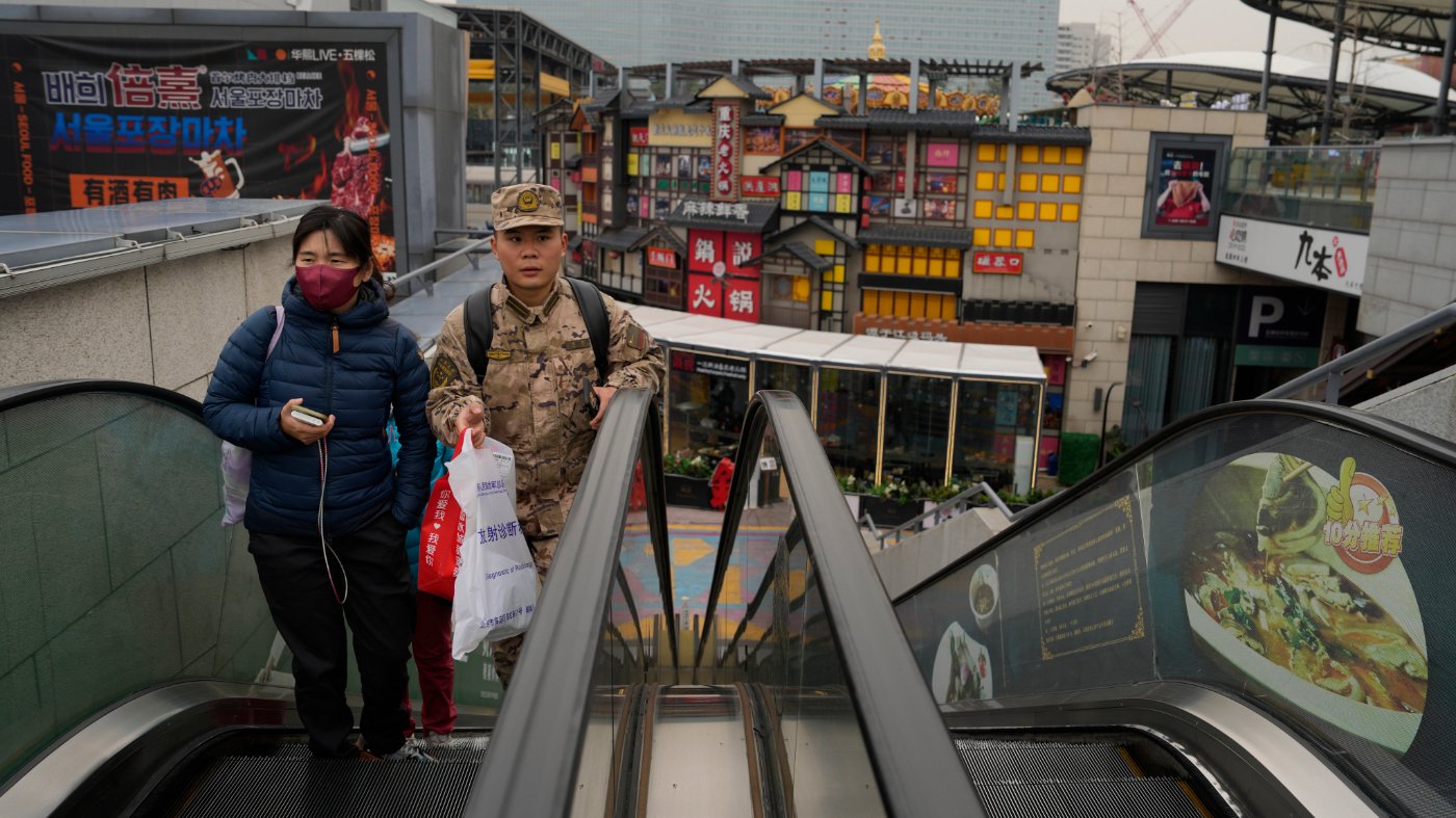 China's Consumption Collapse Deepens as Xi Prioritizes Industry Over Consumers