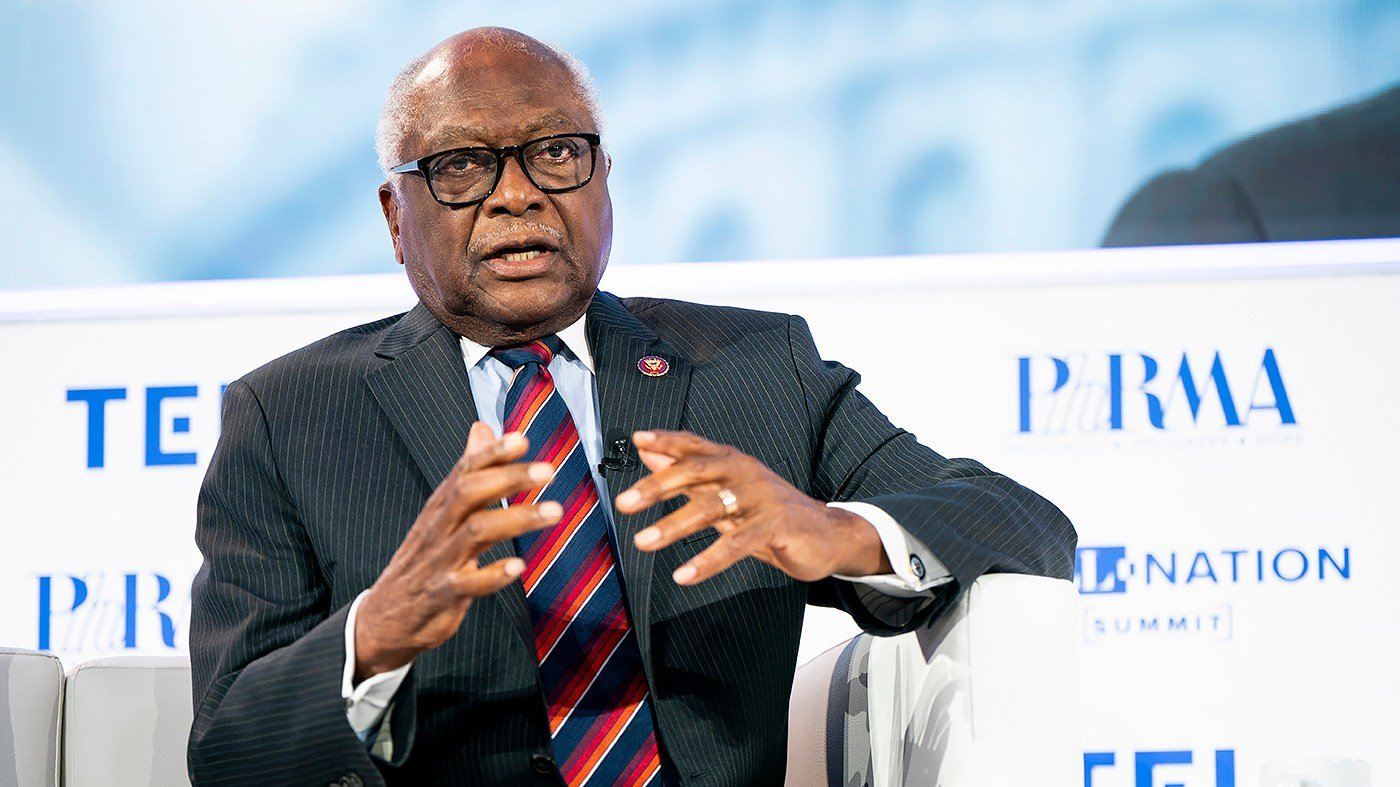 Clyburn Endorses El-Sayed, Urges Voters to Accept Apology
