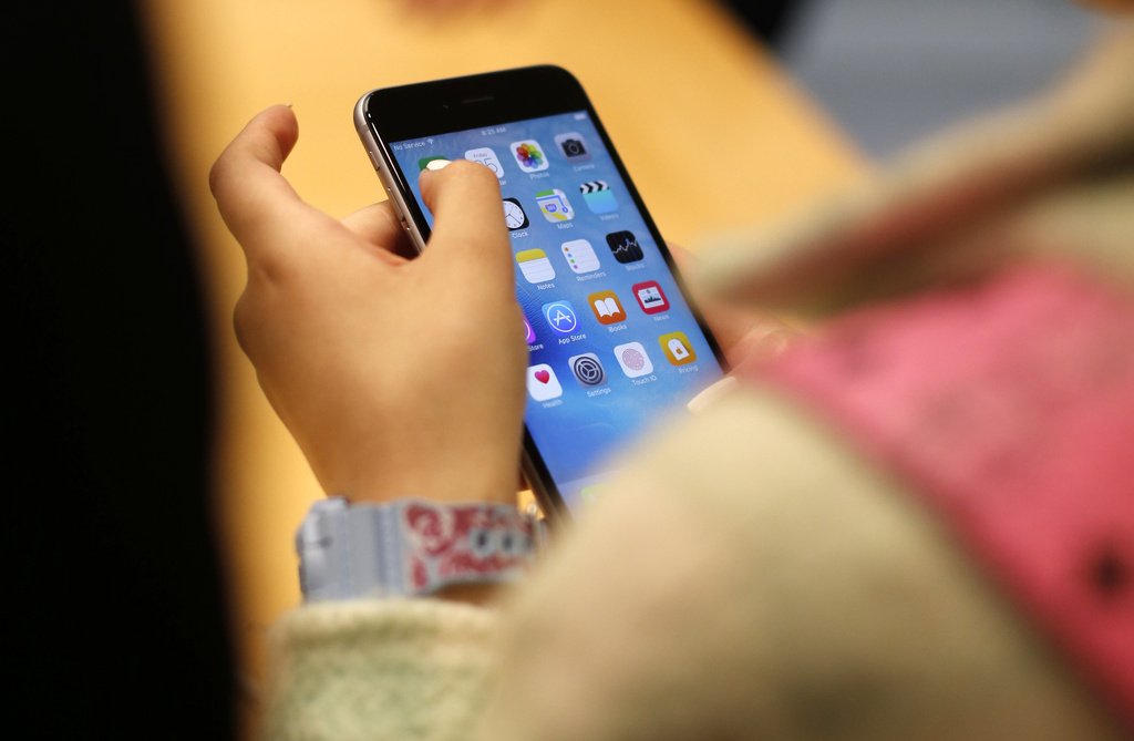 Congress Advances KIDS Act to Regulate Social Media Algorithms Targeting Minors