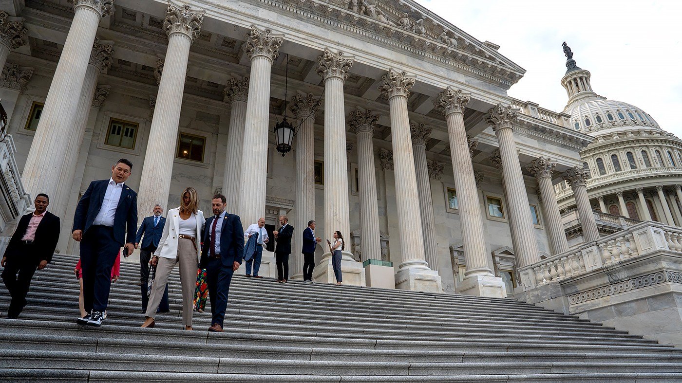 Cook Report Shifts 18 House Races Toward Democrats as GOP Struggles