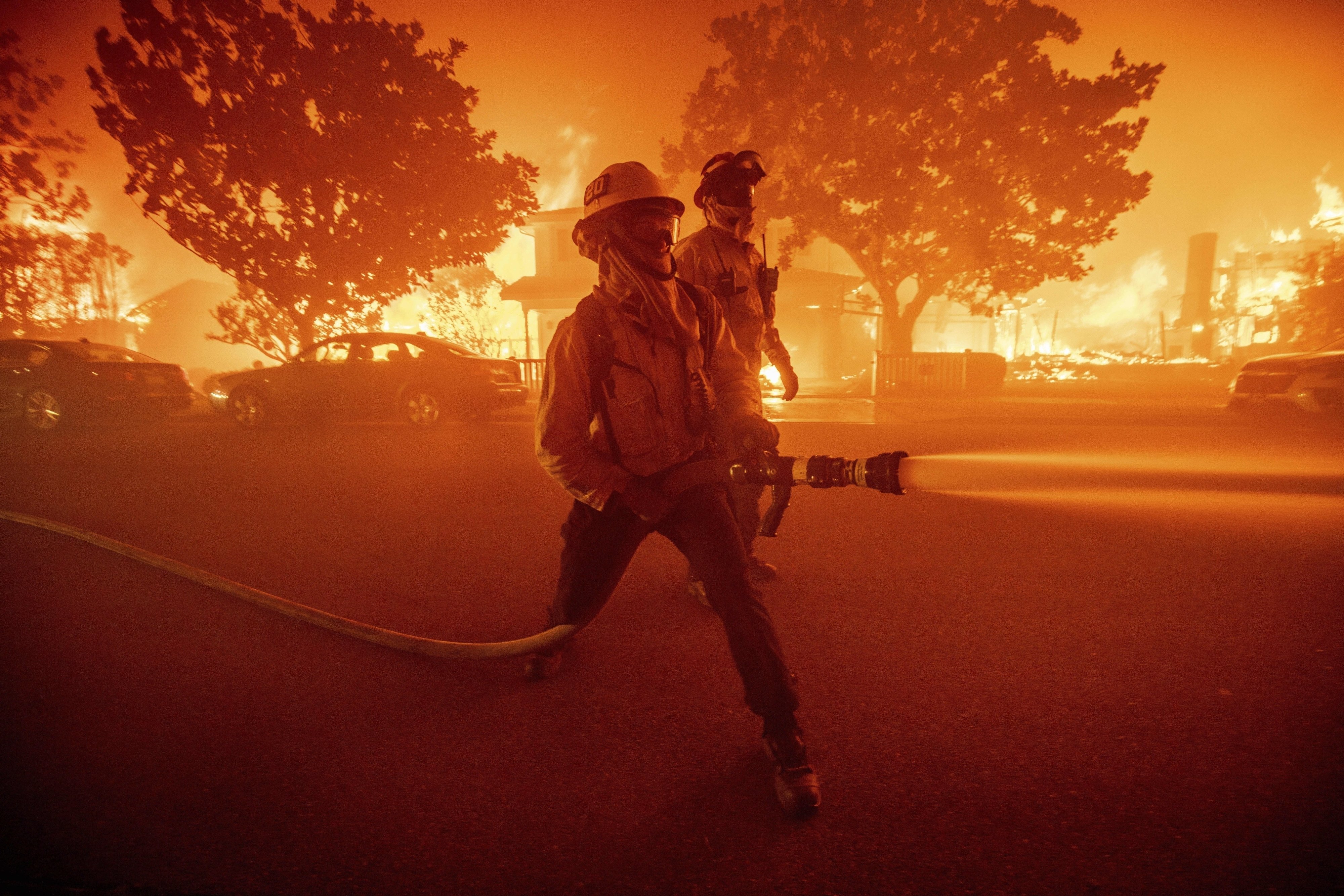 Counterfeit Fire Shelters Threaten Wildfire Crews, Agency Warns