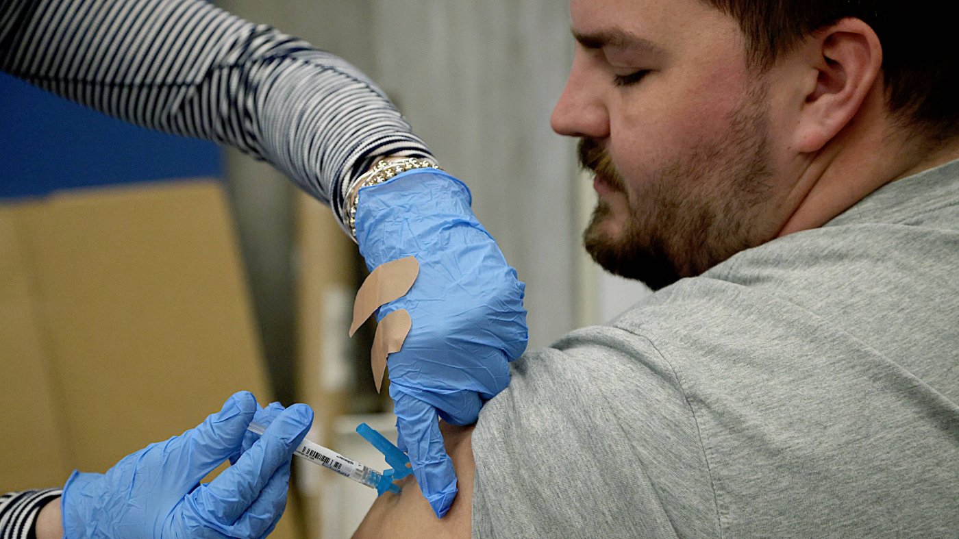 COVID-19 Vaccination Tied to 40% Lower Risk of Heart Attack, Stroke in Veterans Study