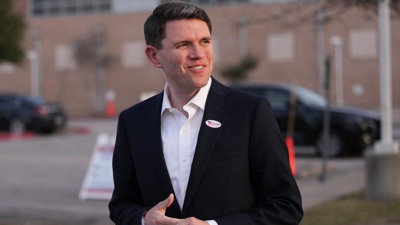 Democratic Candidates Outraise GOP Rivals in Critical Senate Contests, FEC Reports Show