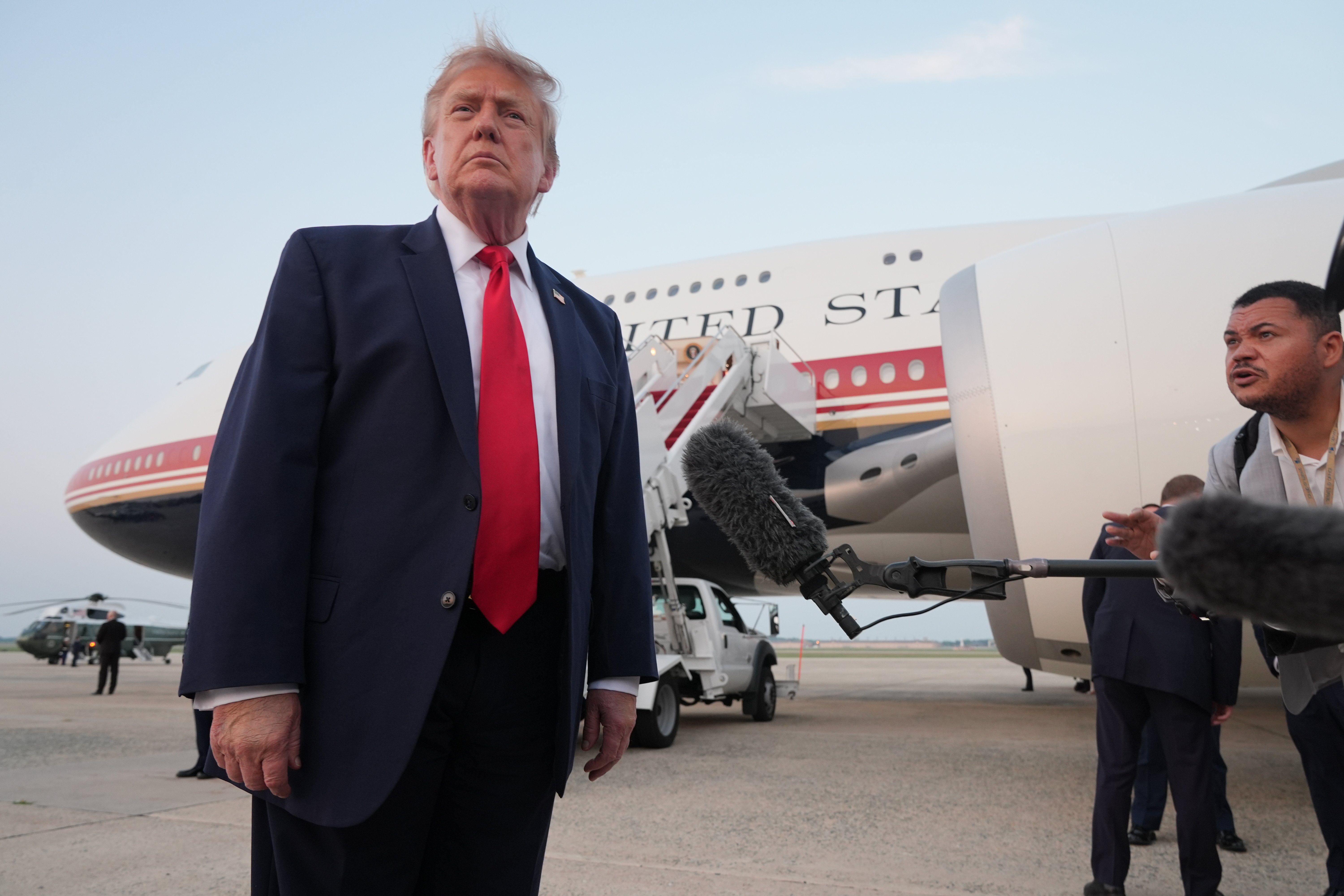 Enthusiasm Gap Threatens GOP Midterm Hopes Despite Tied Generic Ballot