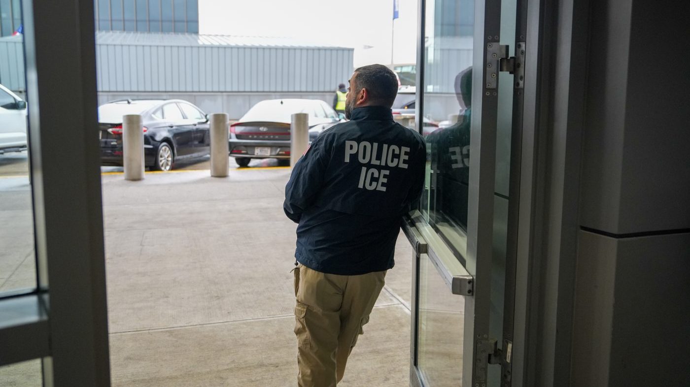 FBI Probes Firebomb Attack on ICE Office in Atlanta
