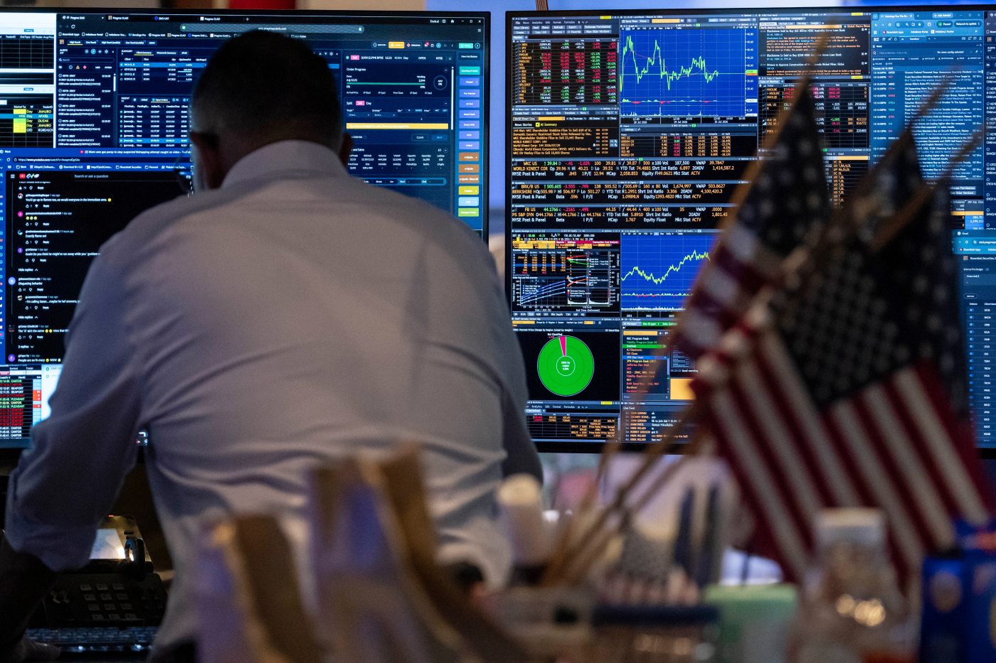 Fed Holds Rates as Iran War Stirs Inflation Fears, Markets Swing