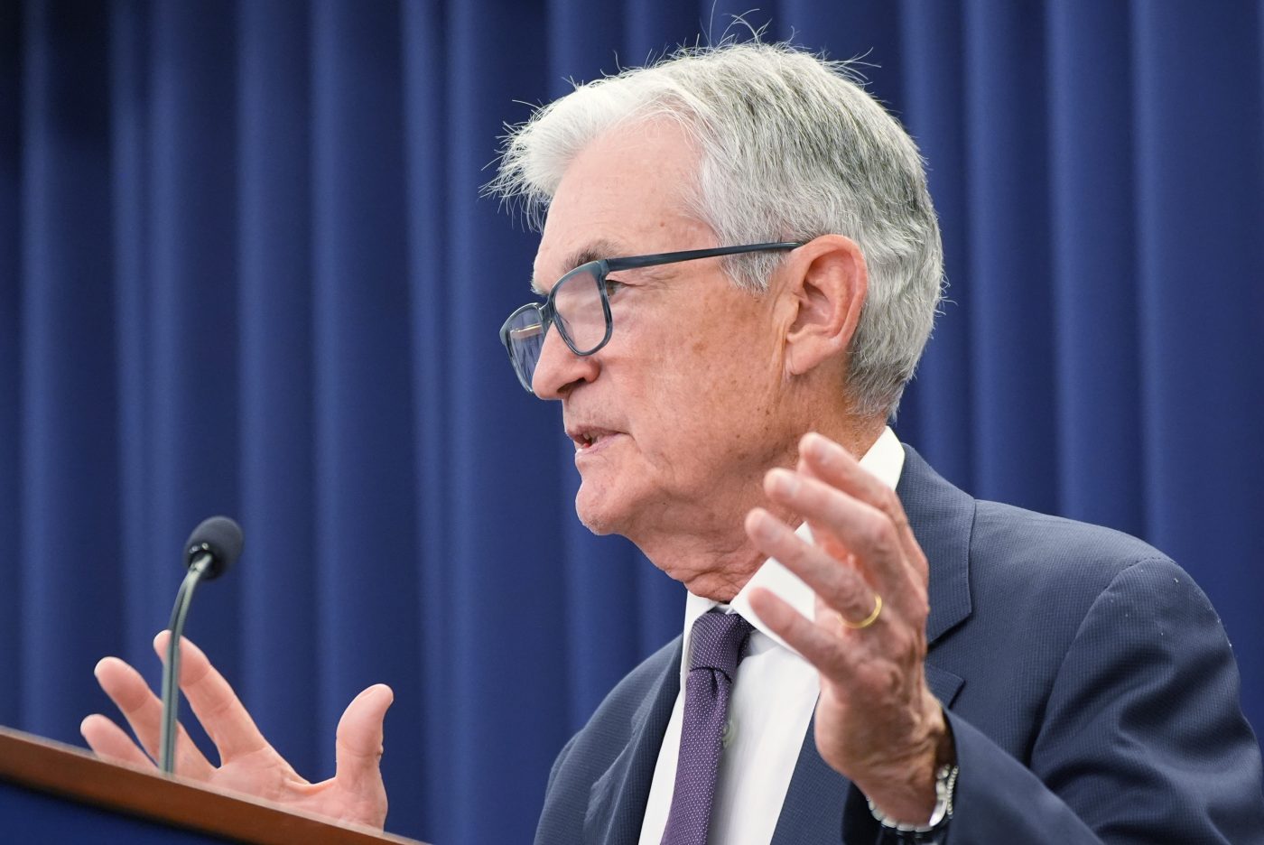 Fed Holds Rates Steady as Warsh Nears Confirmation; Powell's Final Meeting Looms