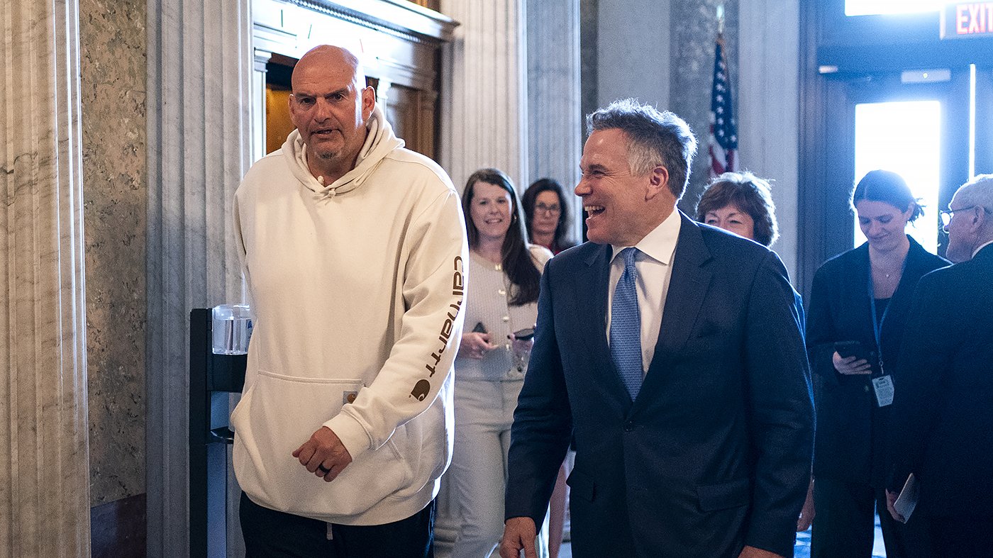 Fetterman, McCormick Bypass Shapiro to Save Pennsylvania's Spot at Trump-Linked State Fair
