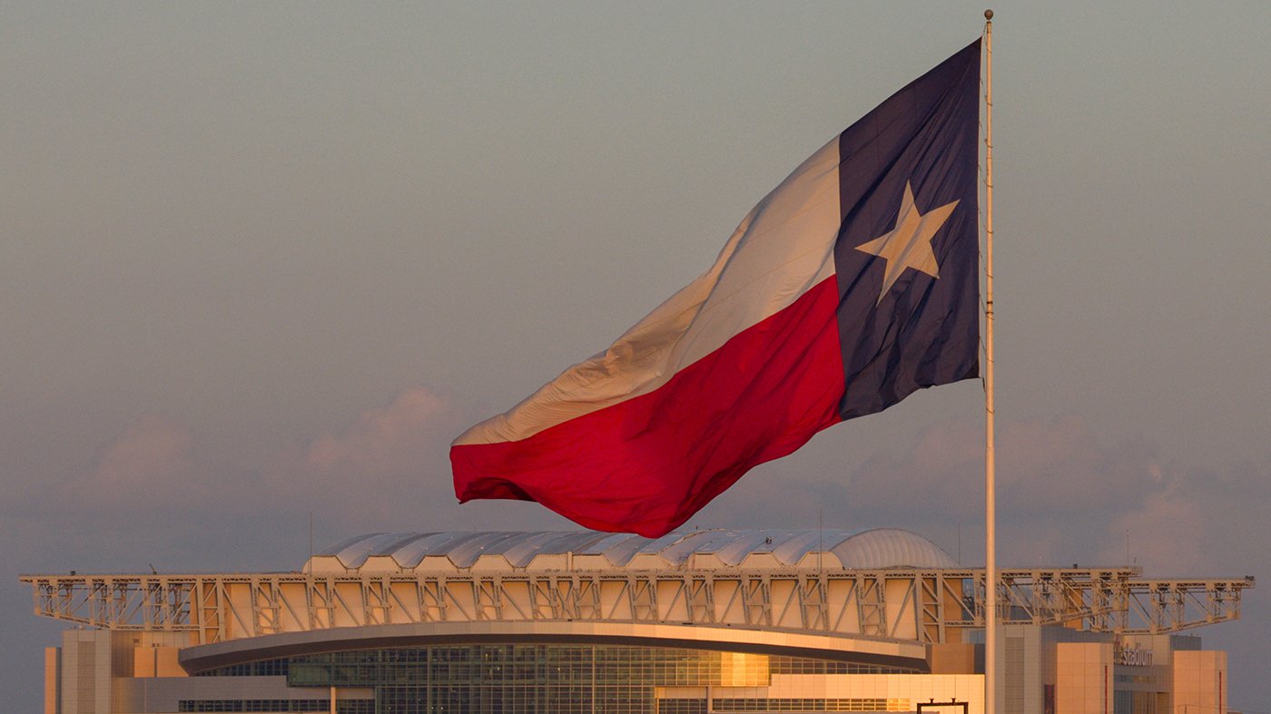 French Upsets Incumbent in Texas Railroad Commission Runoff, Dealing Blow to Abbott