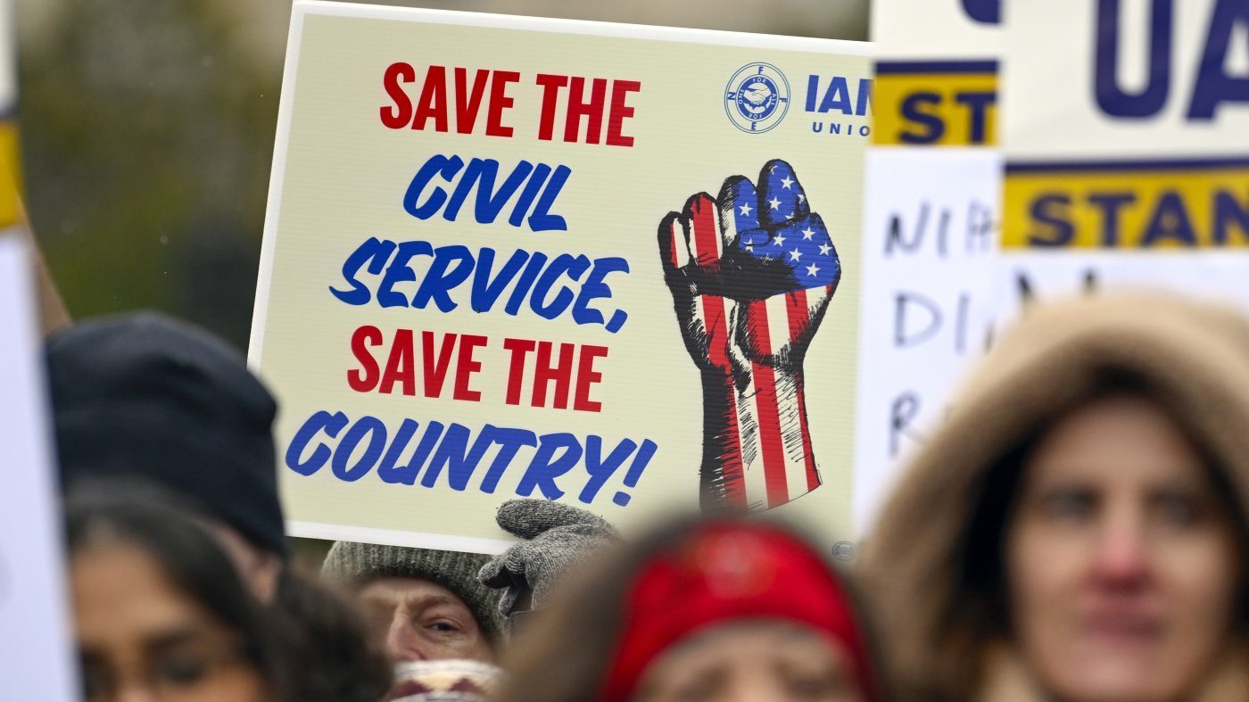 GAO: Trump's buyout push cost $6.7B in paid leave for departing workers