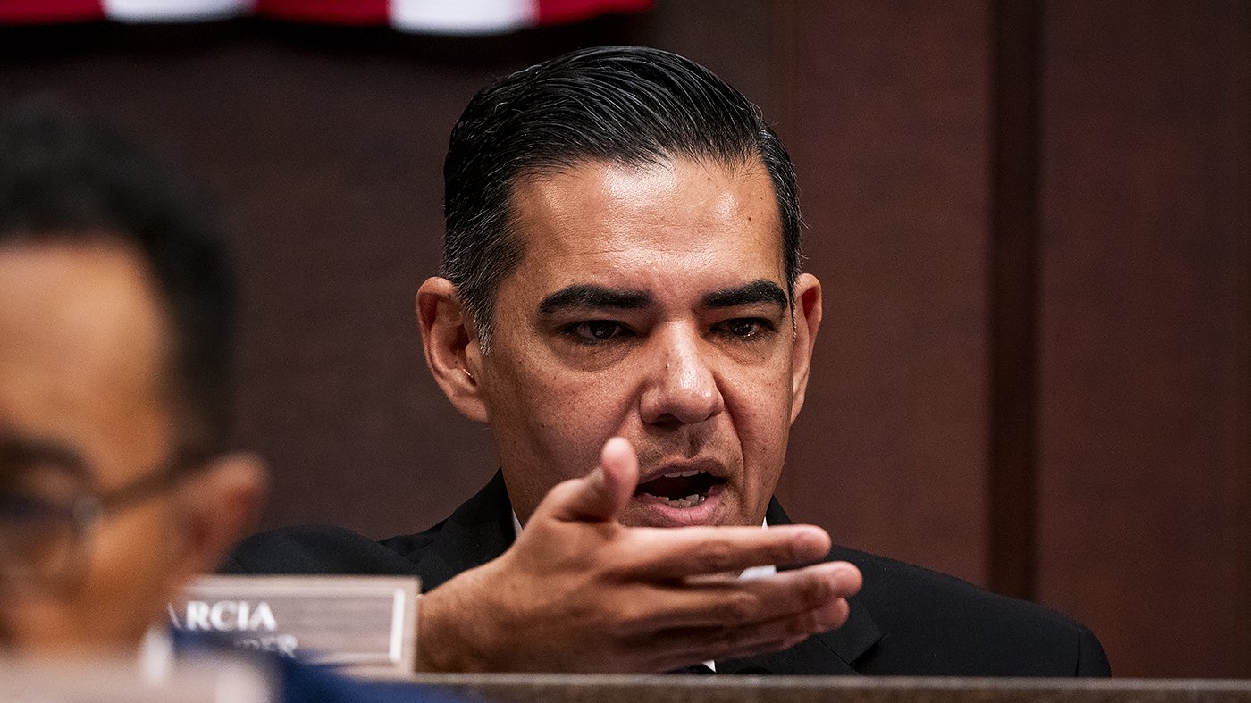 Garcia Vows Probe Into Vance's Role in White House Epstein Response
