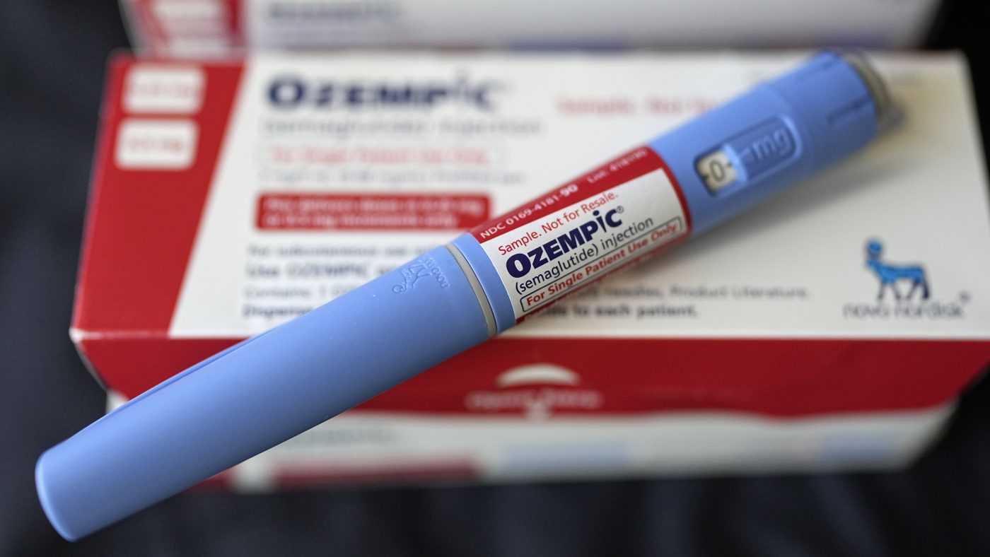 GLP-1 Weight Loss Drugs Spark Debate Over Fairness in Professional Sports