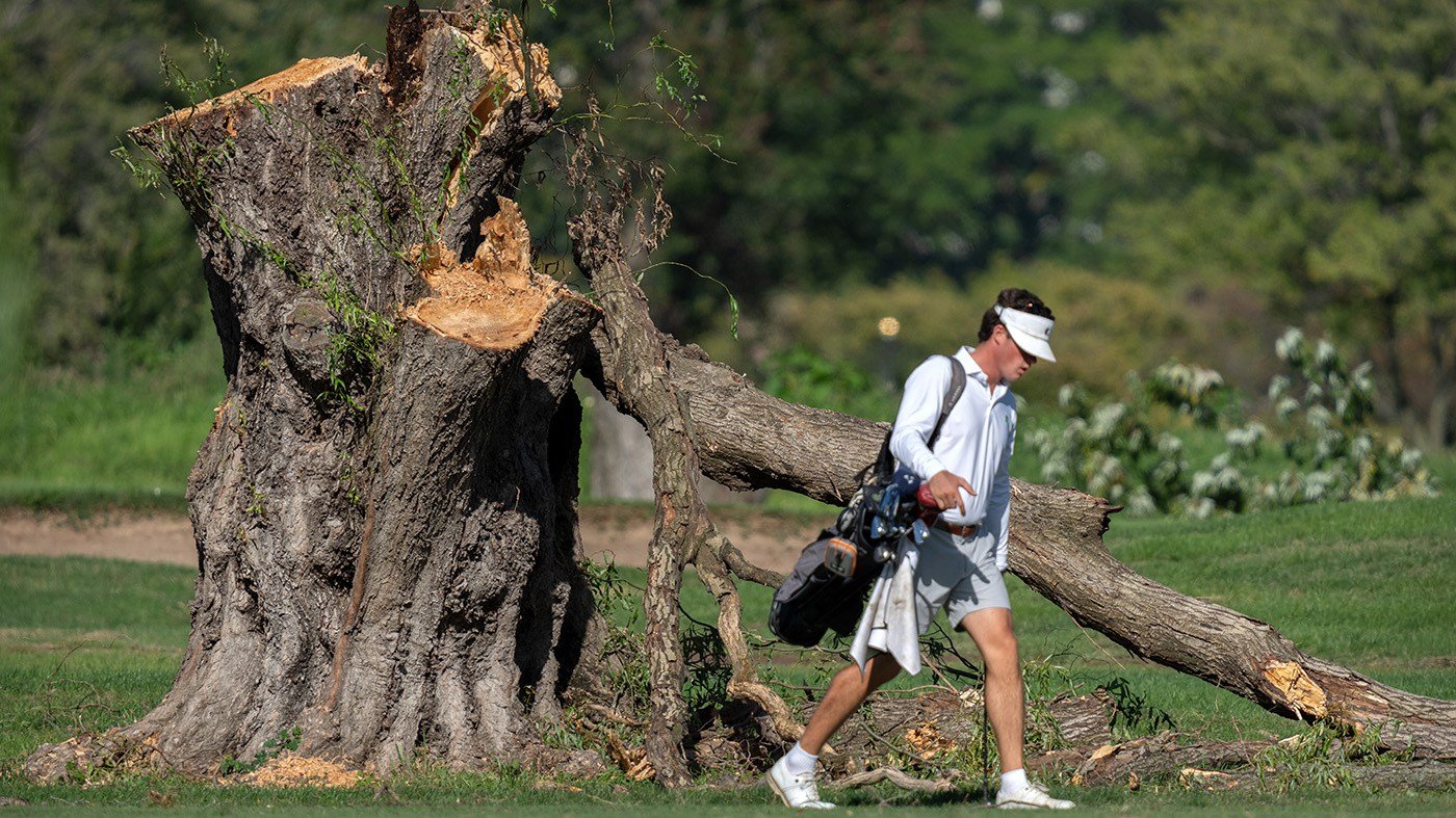Golf Course Dispute Escalates Into Test of Judicial Authority Over Trump