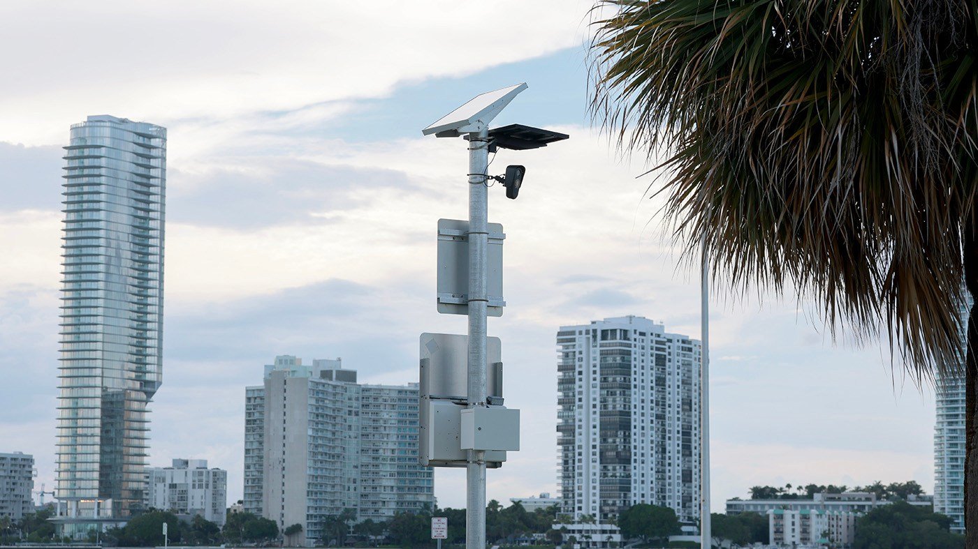 GOP Faces Backlash Over AI Data Centers and Surveillance Ahead of Midterms