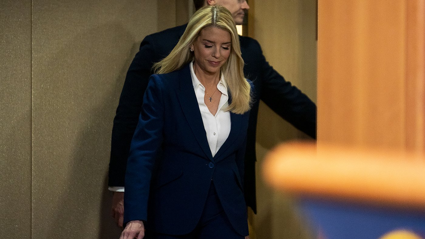 GOP Fractures Over Bondi Contempt Push as Key Republicans Question Epstein Probe Value
