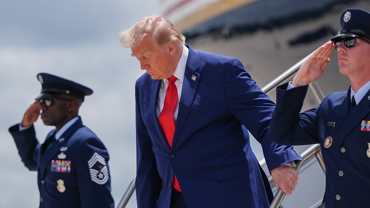 GOP Hawks Push Trump to Escalate Iran Strikes as Oil Hits $100