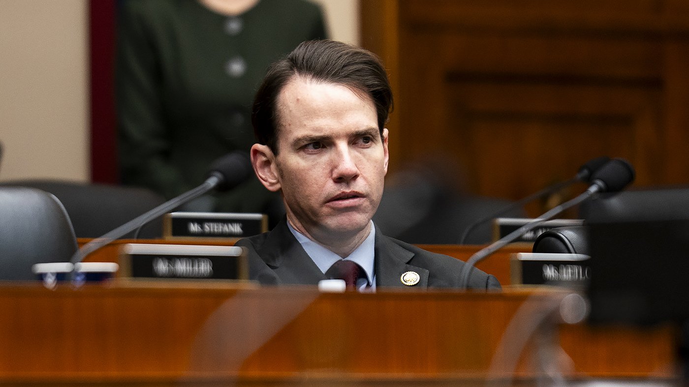 GOP Infighting Paralyzes House, Threatens Key Legislation Before Recess