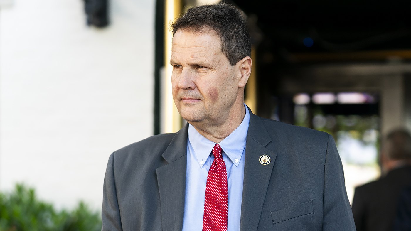 GOP Rep. Crank Pushes Rule Requiring Lawmakers to Disclose Hill Staff Relationships
