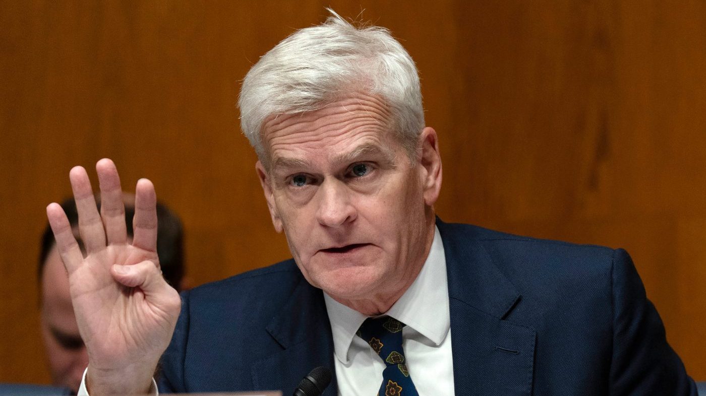 GOP Senator Slams Trump Jr. Over Kremlin-Linked Gifts