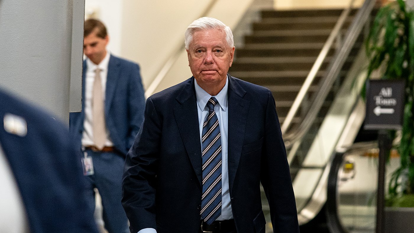 Graham: Iran weaker after war, calls nuclear deal critics 'delusional'