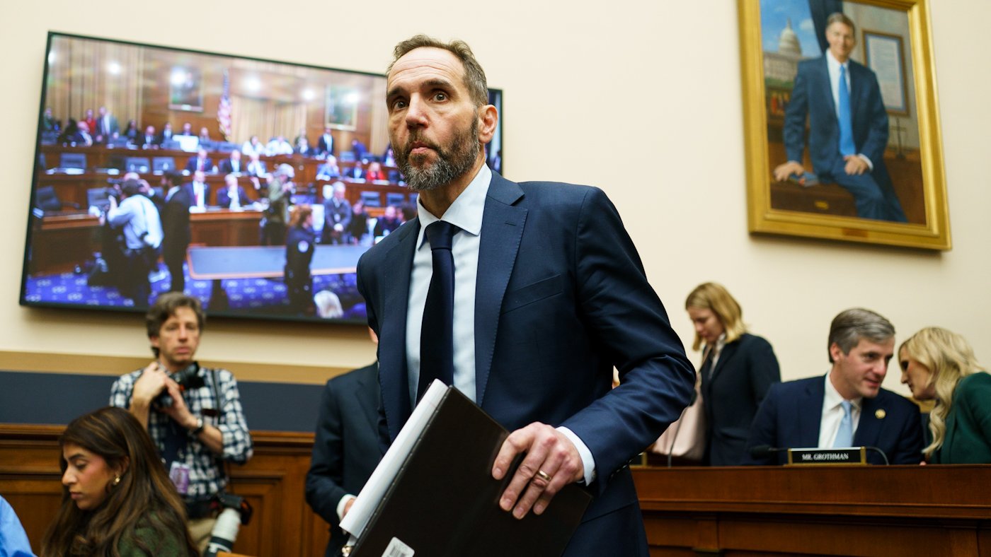 Grassley Calls Smith to Testify on Sept. 22 Over Election Probes