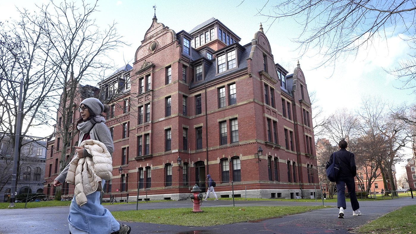 Harvard's Grade Cap on A's Faces Certain Failure, Experts Warn