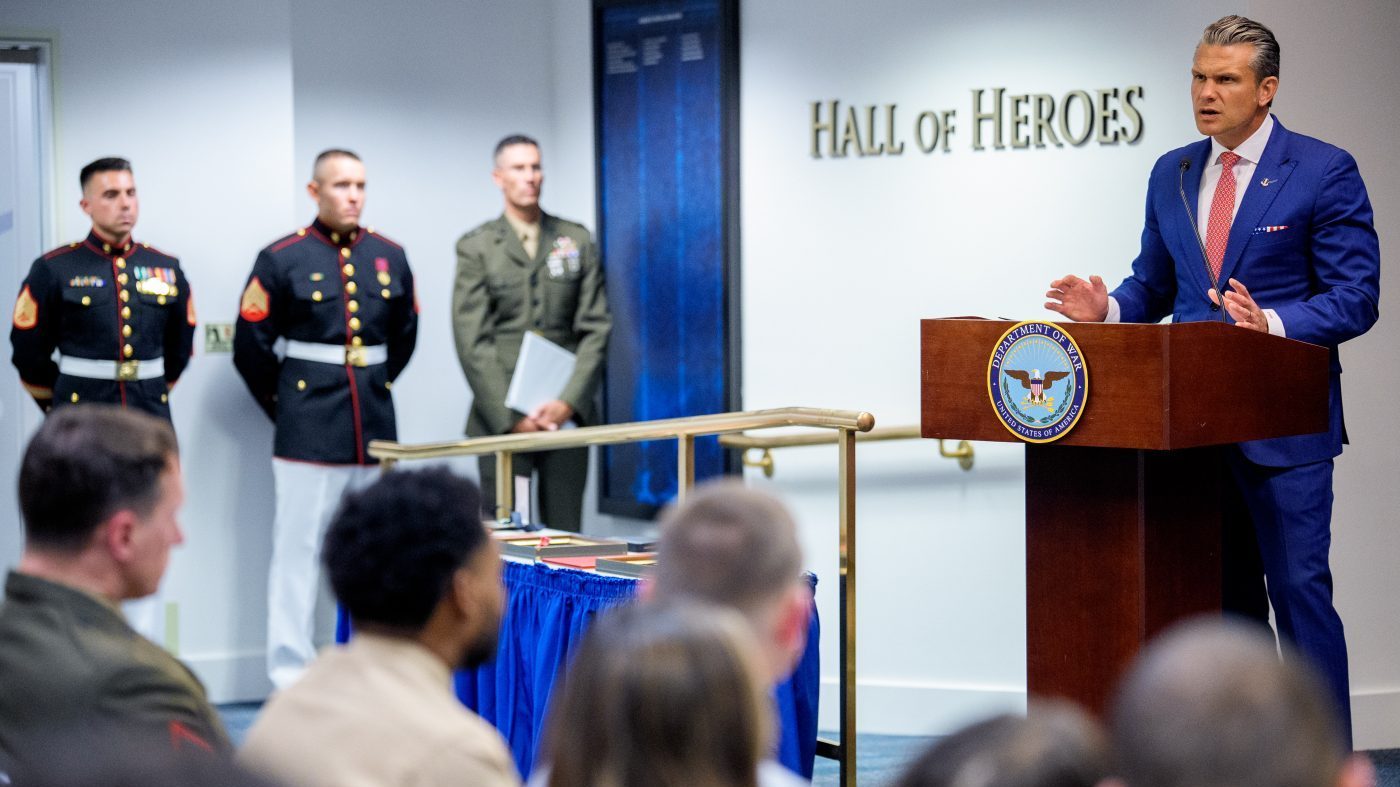 Hegseth Upgrades Medals for Three Marines at Abbey Gate