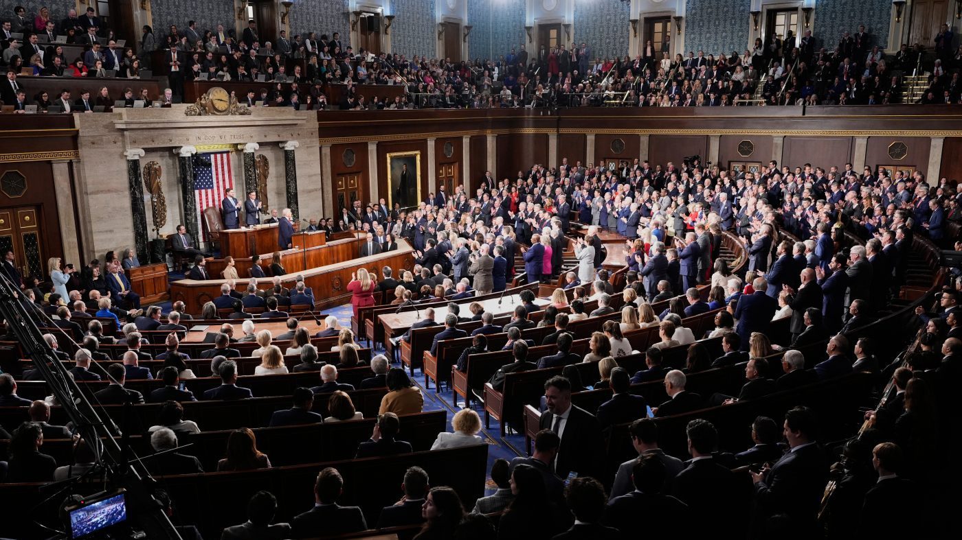 House Forecast Tightens: Eight Seats Shift Toward Democrats