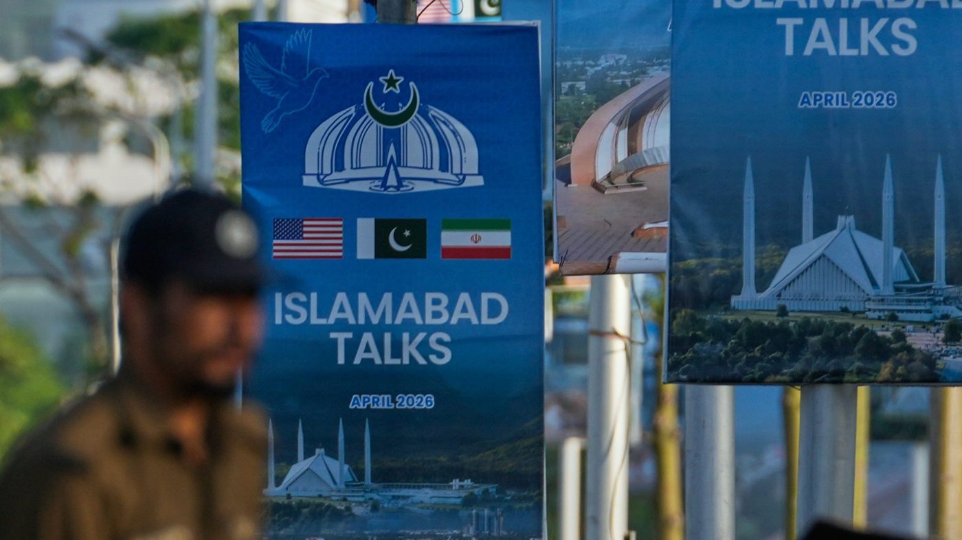 Iran Rejects Direct Talks as U.S. Envoys Land in Pakistan for Mediation