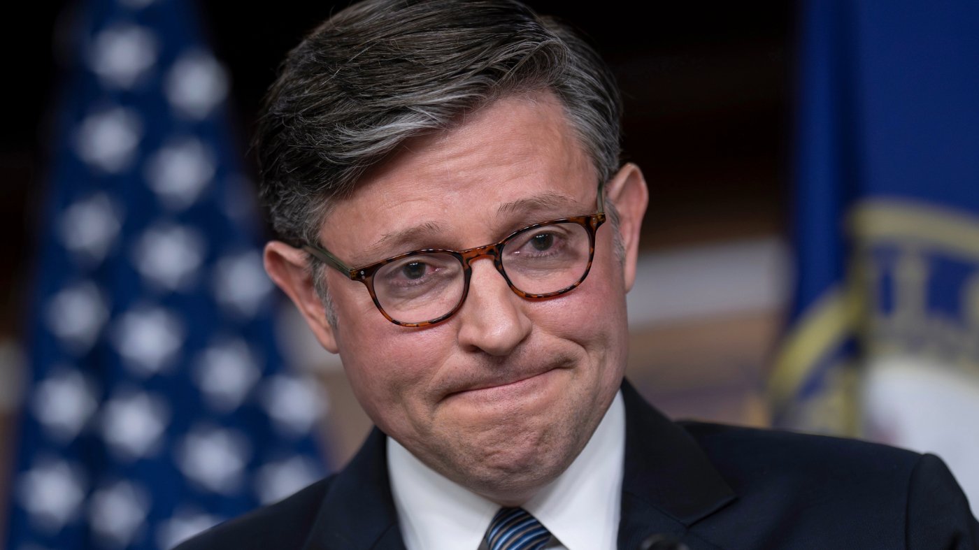 Johnson Accuses Democrats of Endangering FISA Renewal Over Pulte Pick