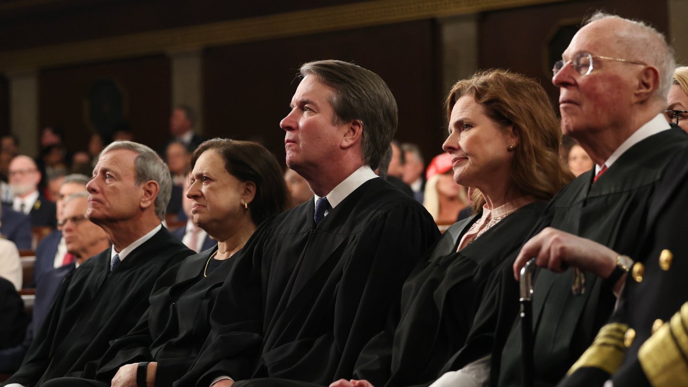 Kagan and Barrett to Face House Panel Over Supreme Court's $9.7B Budget Request