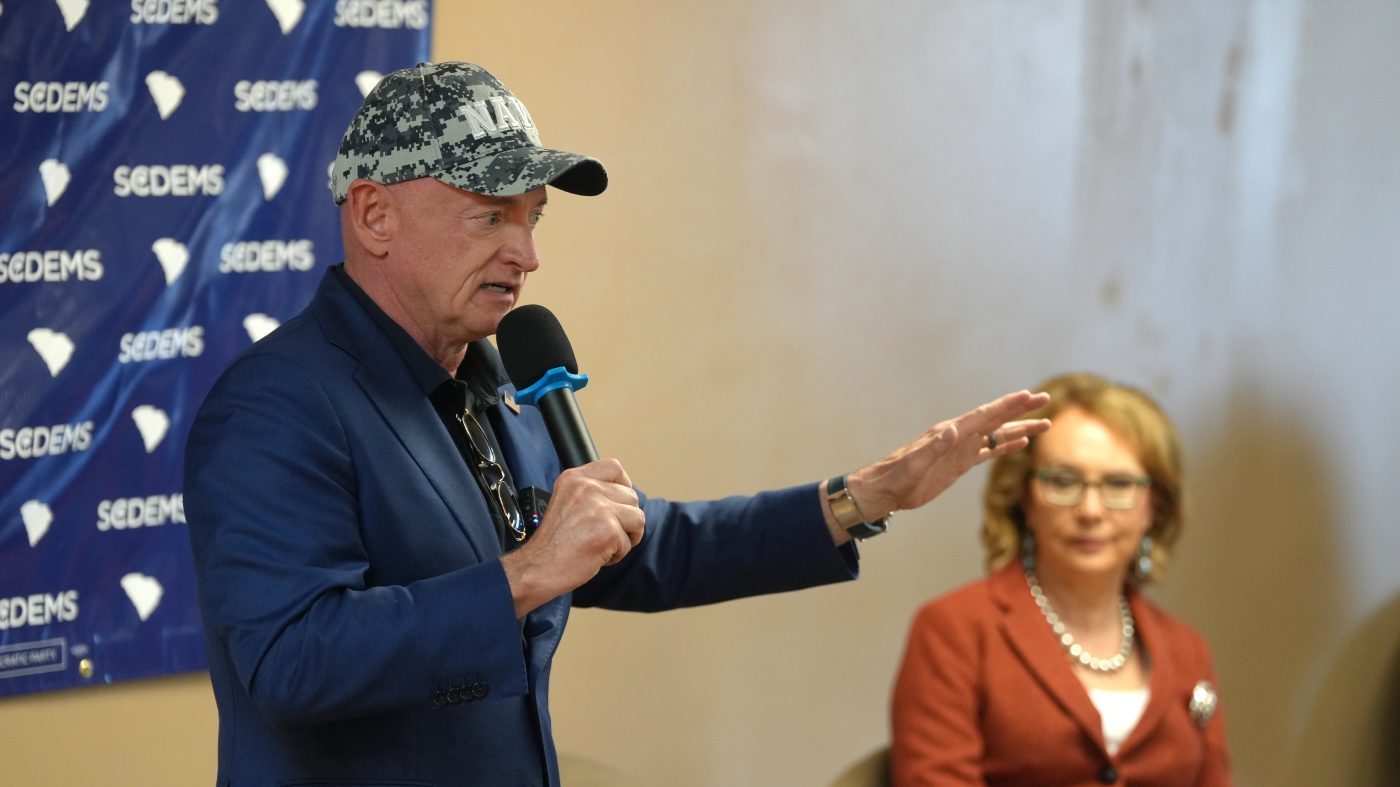 Kelly urges Hegseth's ouster over plan to broadcast execution