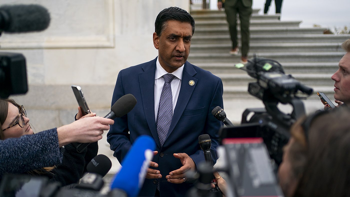 Khanna Condemns Netanyahu's Situation Room Access as 'Betrayal' Before Iran Operation