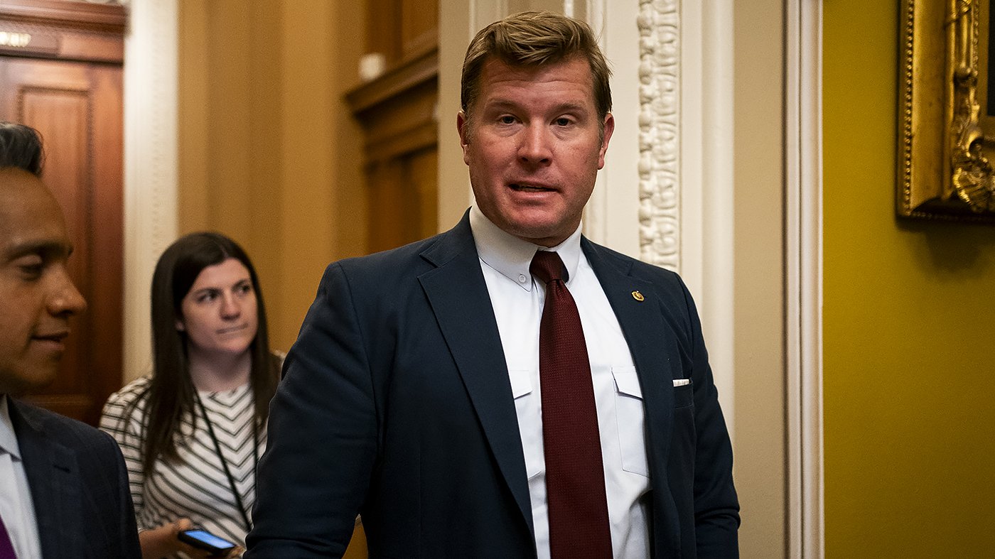 Klobuchar and Sheehy Team Up to Let Students Use Federal Aid for Prior Learning Tests